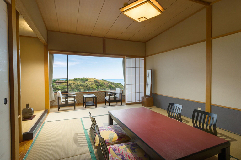 Bedroom 4, Hotel Keisen, Toba