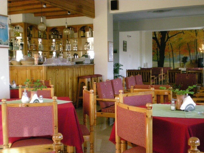Food & Drinks 5, Phaethon, South Aegean