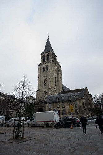 Charming Bonaparte, Paris