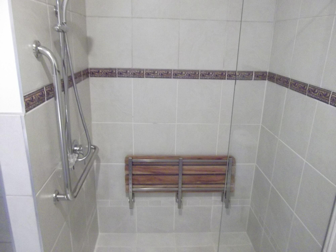 Bathroom 4, Goldfield Suites, Grey