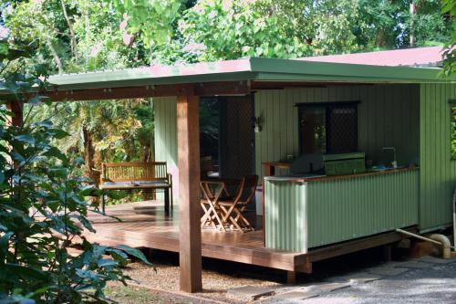 Kingfisher Cabin, Cook