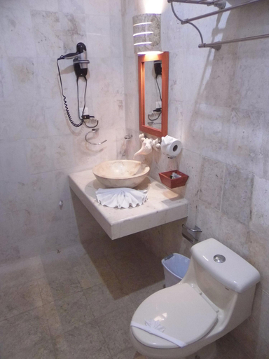 Bathroom, Hotel Perla del Mar, Champotón