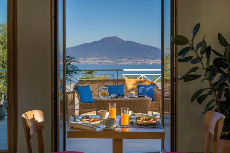 Exterior & Views 5, Maison Montechiaro, Napoli