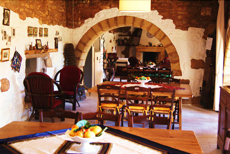 Public Area 3, Masseria Provenzani, Lecce