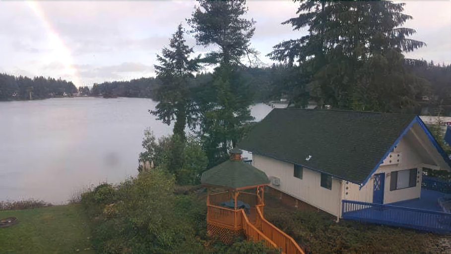 Exterior & Views 2, Oyster Bay Inn & Suites, Kitsap