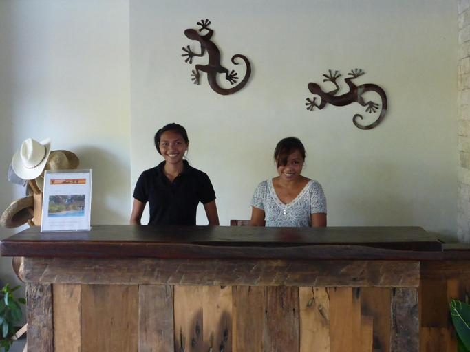 Public Area 5, Island View Beachfront Resort, Anda