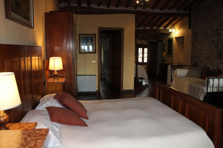 Bedroom 3, San Gennaro Castello, Lucca