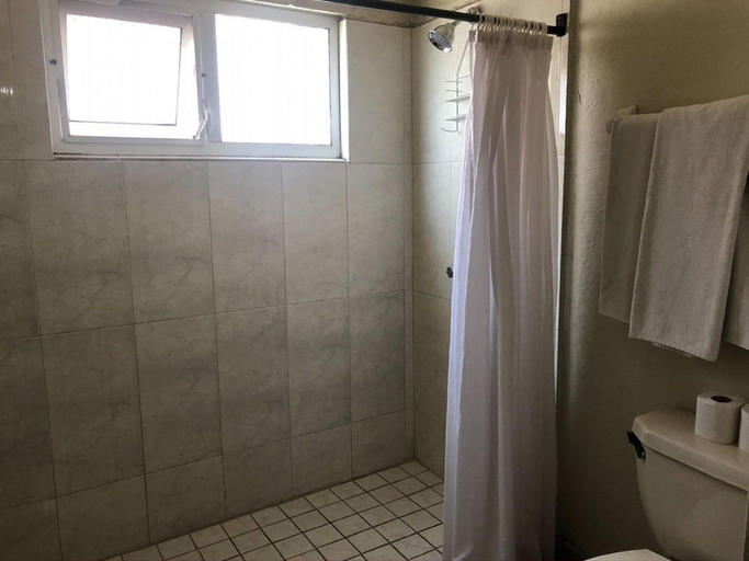 Bathroom 4, Hotel Plaza Centro, Tepatitlán de Morelos
