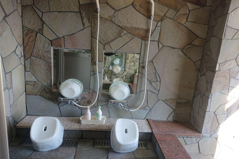 Bathroom 5, Uminooyado, Susami