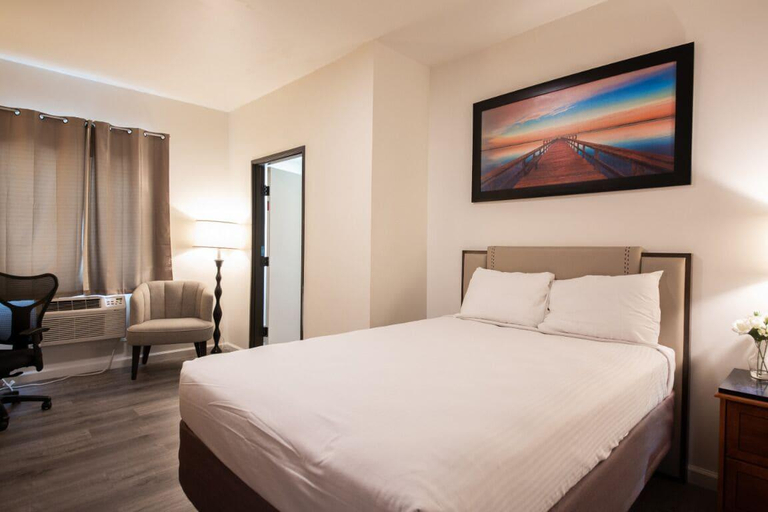 Bedroom 1, Anchor Pointe Inn, Los Angeles