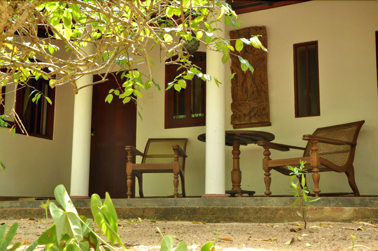 Others 5, The Waves Beach Chalets, Tangalle