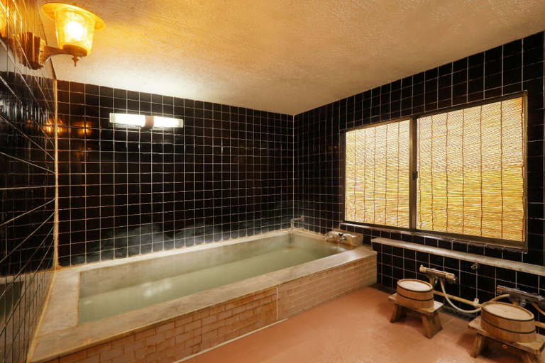 Bathroom 3, Gyotakuso Suzukiya, Minamibōsō