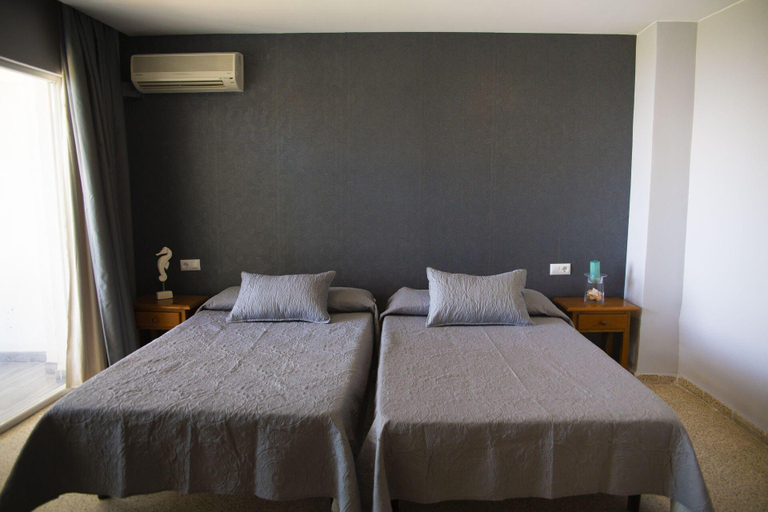 Bedroom 4, Hotel Salambina, Granada