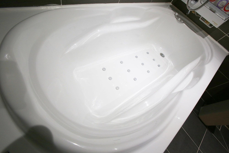 Bathroom 5, Ansan Hotel J, Hwaseong
