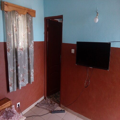 Hotel Gaussan, Gbeke