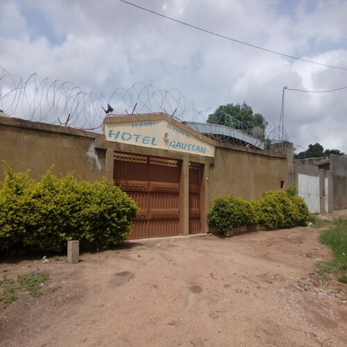 Hotel Gaussan, Gbeke