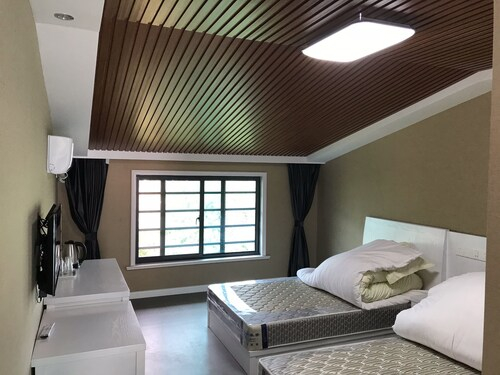 Chang Xing Yuan Zhong Hotel, Huzhou