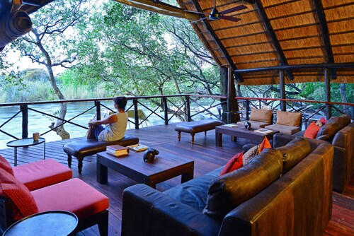 Ichingo Chobe River Lodge, Kabe