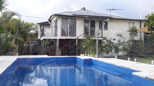 Maple Villa, Wynnum
