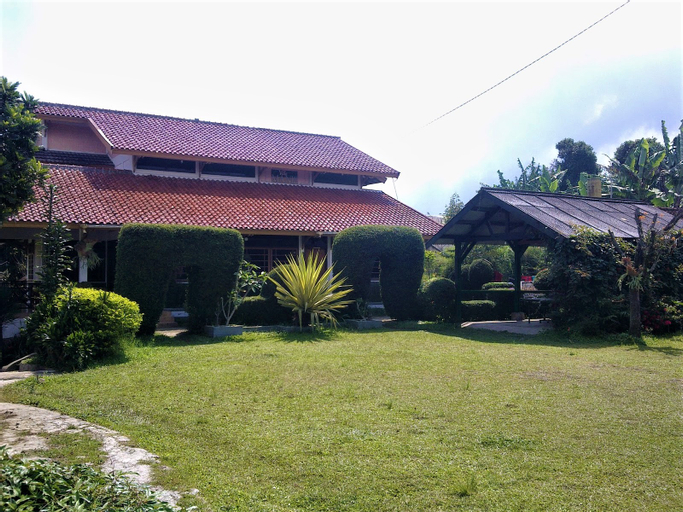 Villa Manis Lembang 3BR 12-Persons, Bandung