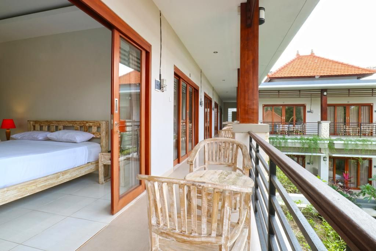Others 5, Avisara Nusa Dua, Badung