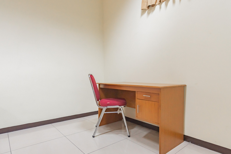 Others 5, Grand Kembar Hotel Mitra RedDoorz, Bandung