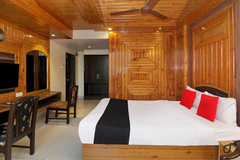Bedroom 3, Pratap Heritage, Satara