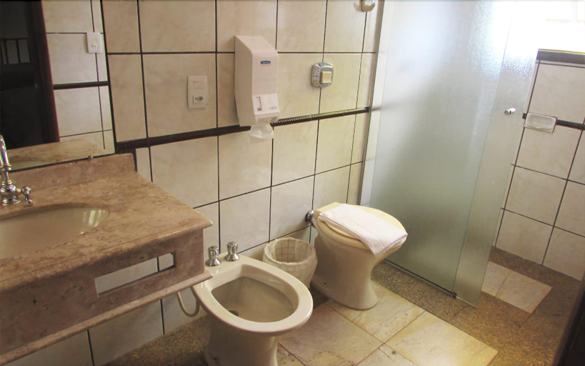 Bathroom 5, Vila Chalé, Bauru