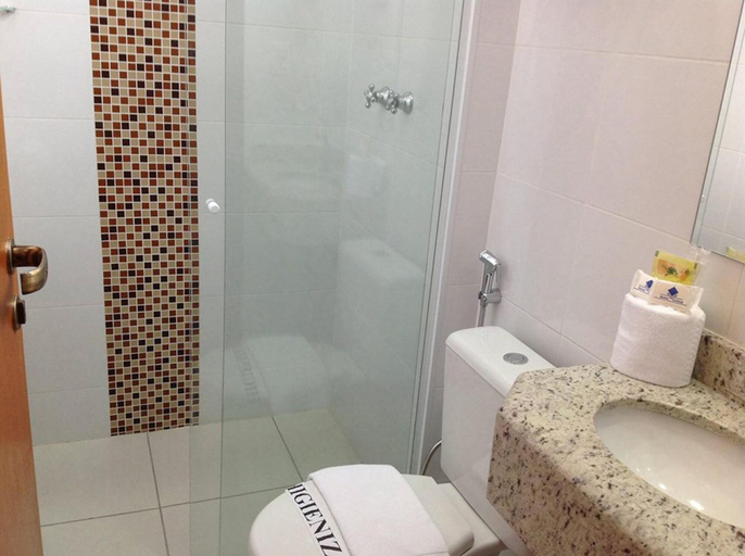 Bathroom 4, Hotel Cristal Rio Claro, Rio Claro