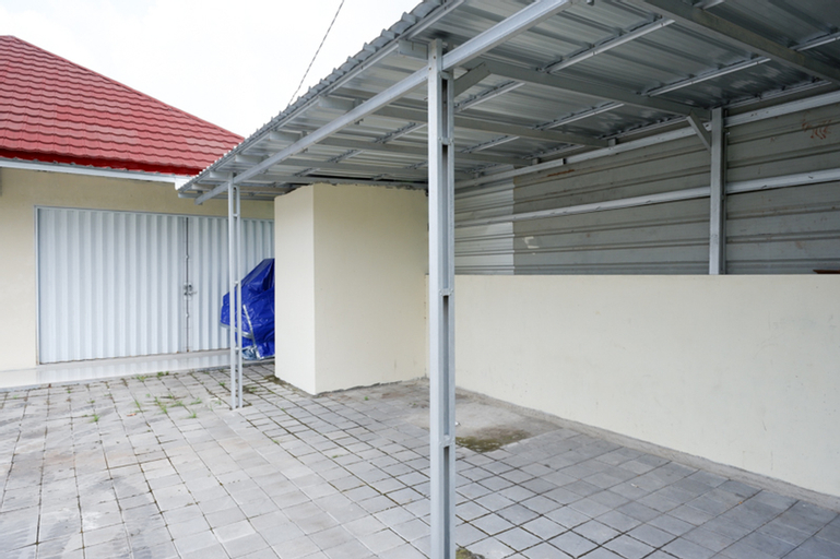 Exterior & Views 5, RedDoorz near Sleman City Hall 3, Sleman