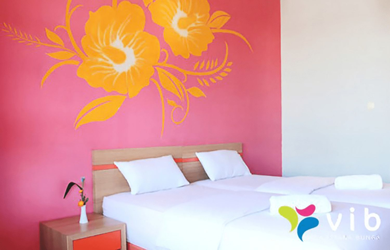 Maple House Hotel Lembang @Villa Istana Bunga, Bandung