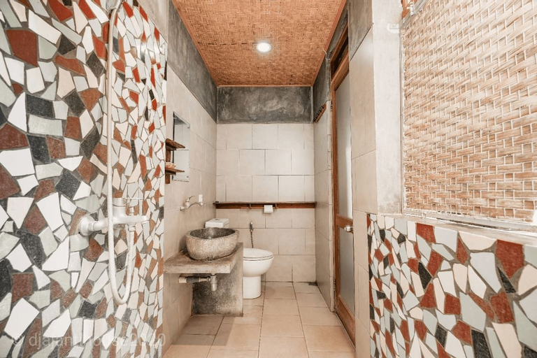 Bathroom 2
