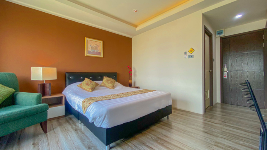 Bedroom 9