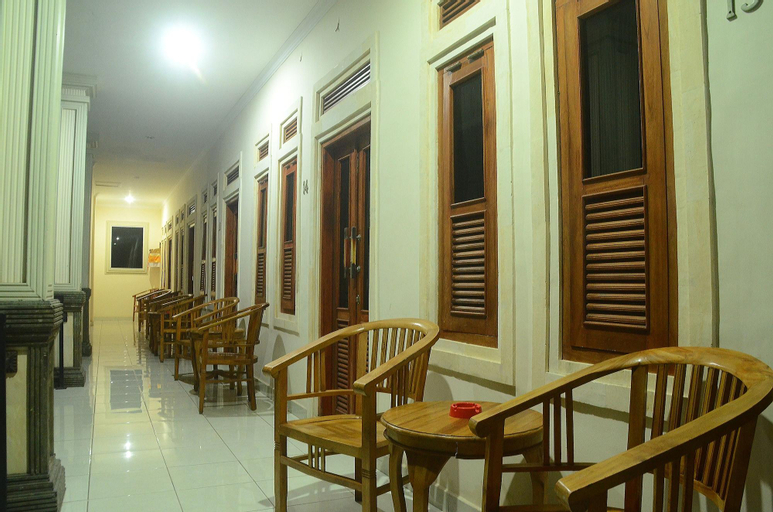 Public Area, Budget Door Legian Inn, Badung
