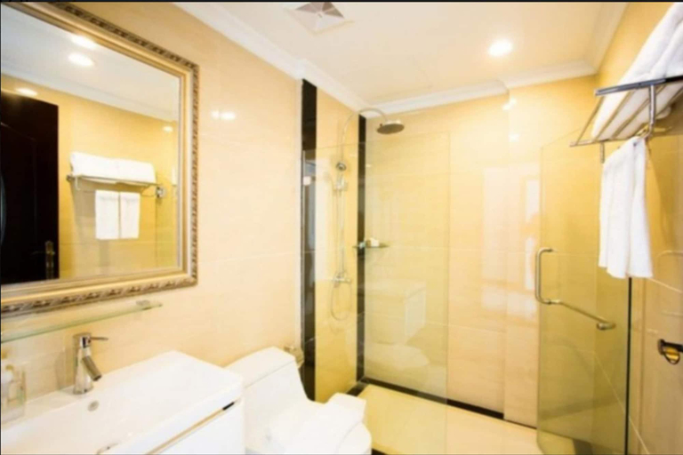 Bathroom, LK Majestic Villa, Pattaya
