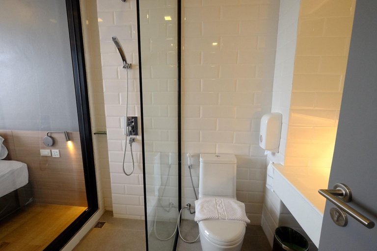 Bathroom 4, R Photo Hotel, Muang Nakhon Phanom