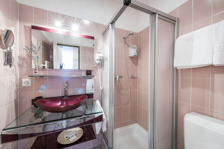 Bathroom 4, Albergo Ristorante La Palma, Lugano