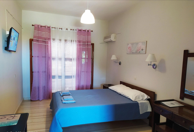 Bedroom 5, Olive Garden Studios & Apts, Ionian Islands