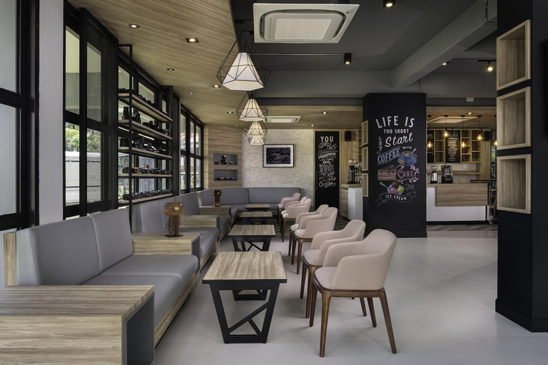Food & Drinks 5, R Photo Hotel, Muang Nakhon Phanom