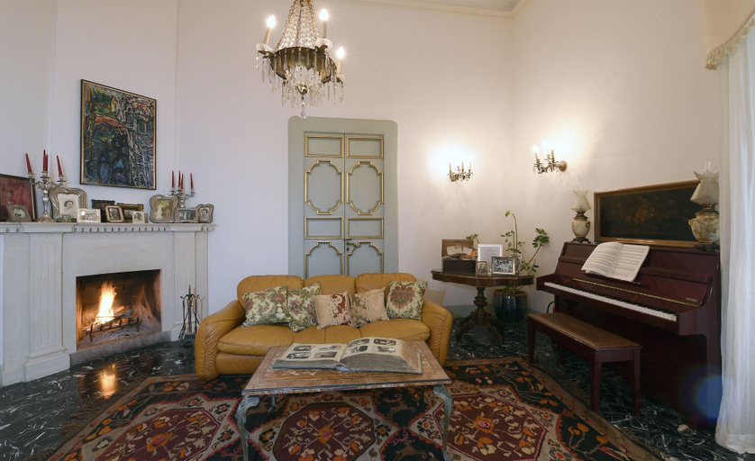 Public Area 2, Palazzo Guido, Lecce