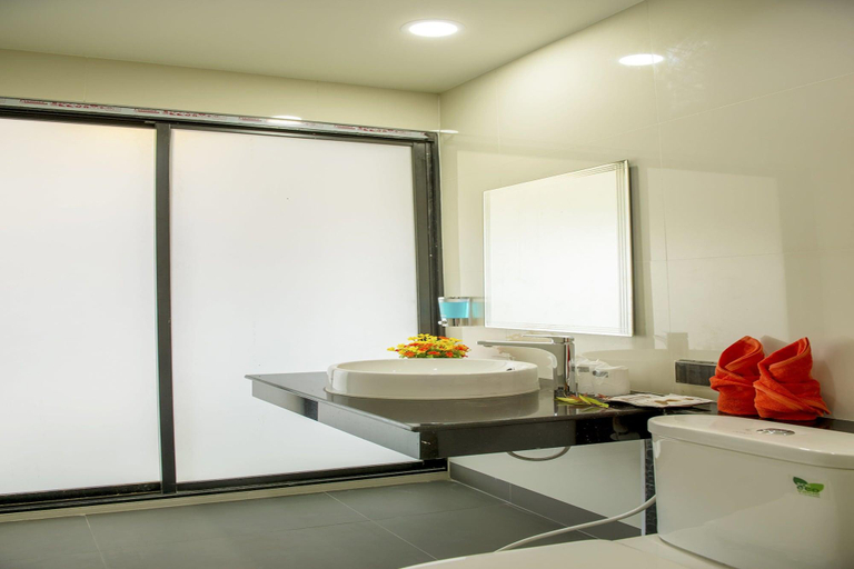 Bathroom 4, The Lucky Beach Ao Nang, Mueang Krabi