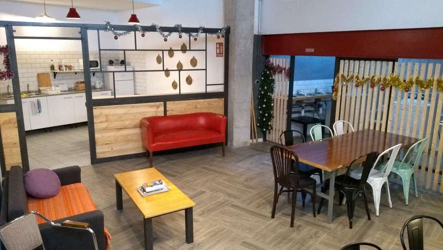 Food & Drinks 1, The Market Hostel Alicante, Alicante