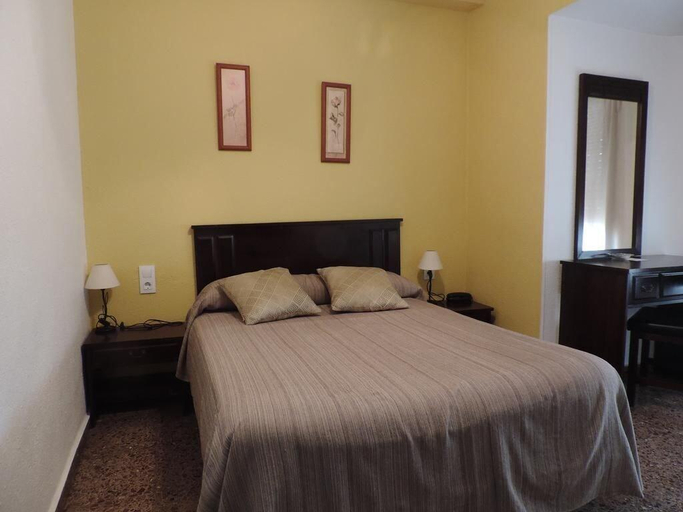 Bedroom 4, Hotel Azahar, Valencia