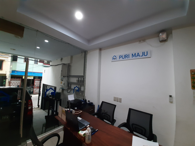 Public Area 3, Nusalink Near Puri Maju Jelambar, West Jakarta