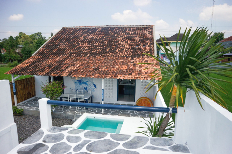 Exterior & Views 2, BNBVILLAJOGJA unit Greece, Bantul