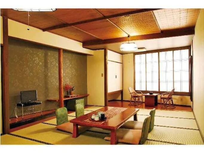 Bedroom 2, Mochizuki Ryokan, Kikuchi