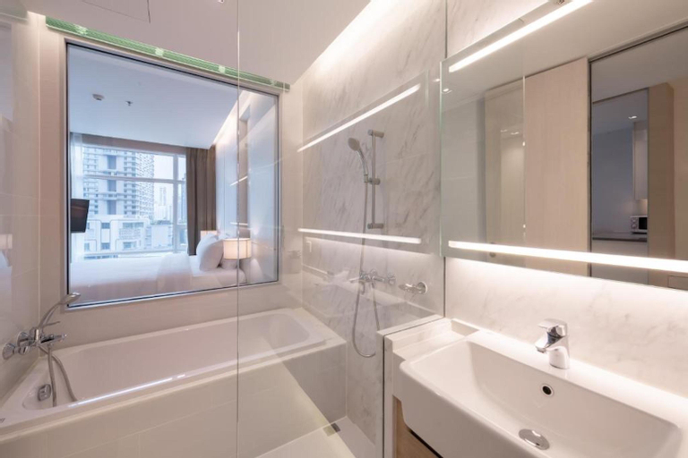 Bathroom 7