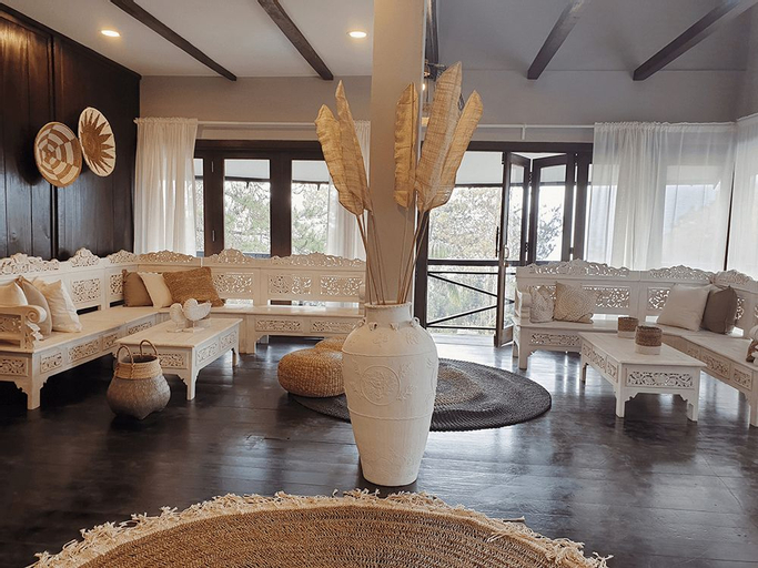 Villa Cassablanca - Luxury Bohemian Concept by The Villas 100, Bogor