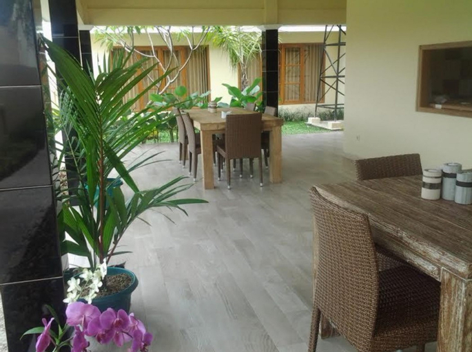 Villa Evelyn, Bantul