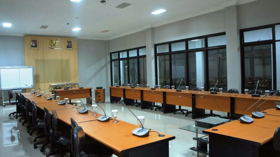 REVIVE Puncak Grand Smesco Hills Edufarm, Bogor